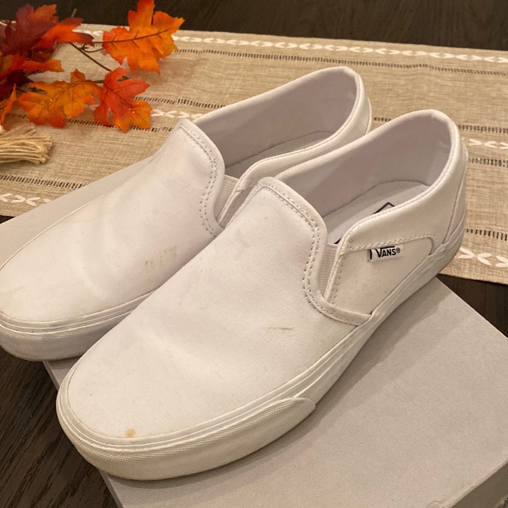 Vans Off the Wall Slip On Shoe 7.5 Women